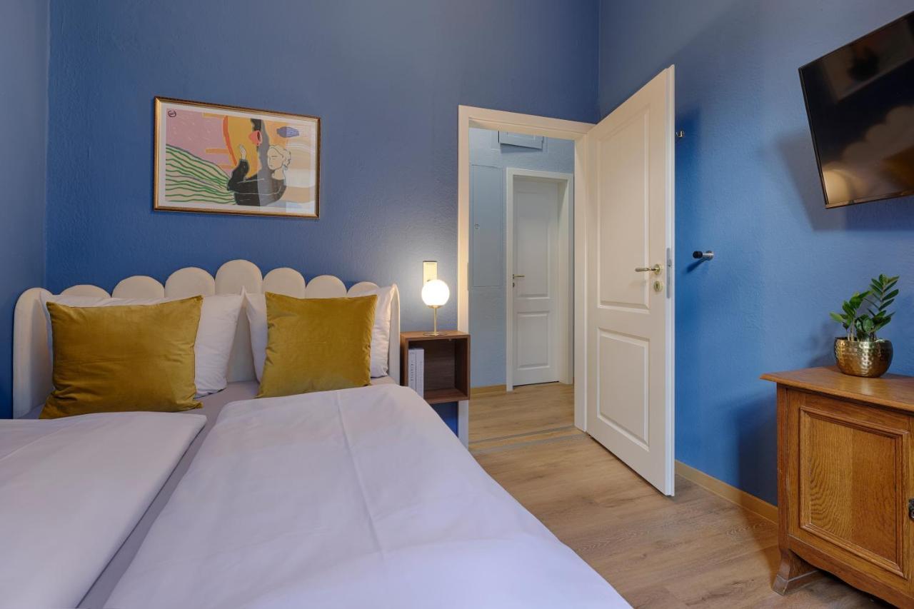 Homie Stay Am Marktplatz - Wohnen Im Historischen Balthasar-Neumann-Apartment Würzburg Exteriör bild
